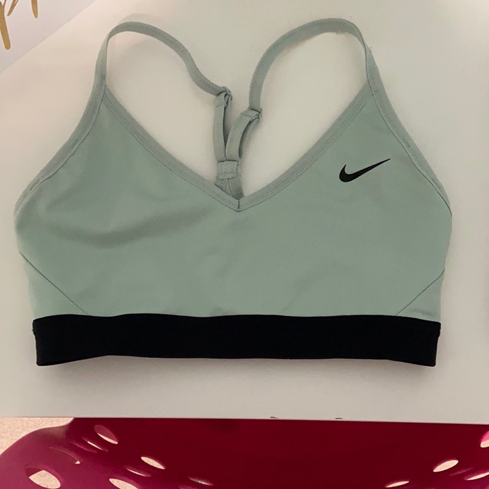 Nike Indy Sports bra